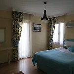 Hotel Setenay 2*